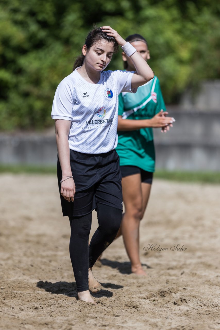 Bild 121 - wBJ/wCJ Beachsoccer Cup